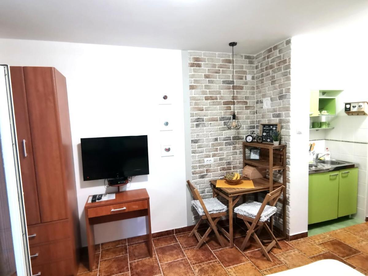 Apartments Maris Petrovac Buitenkant foto