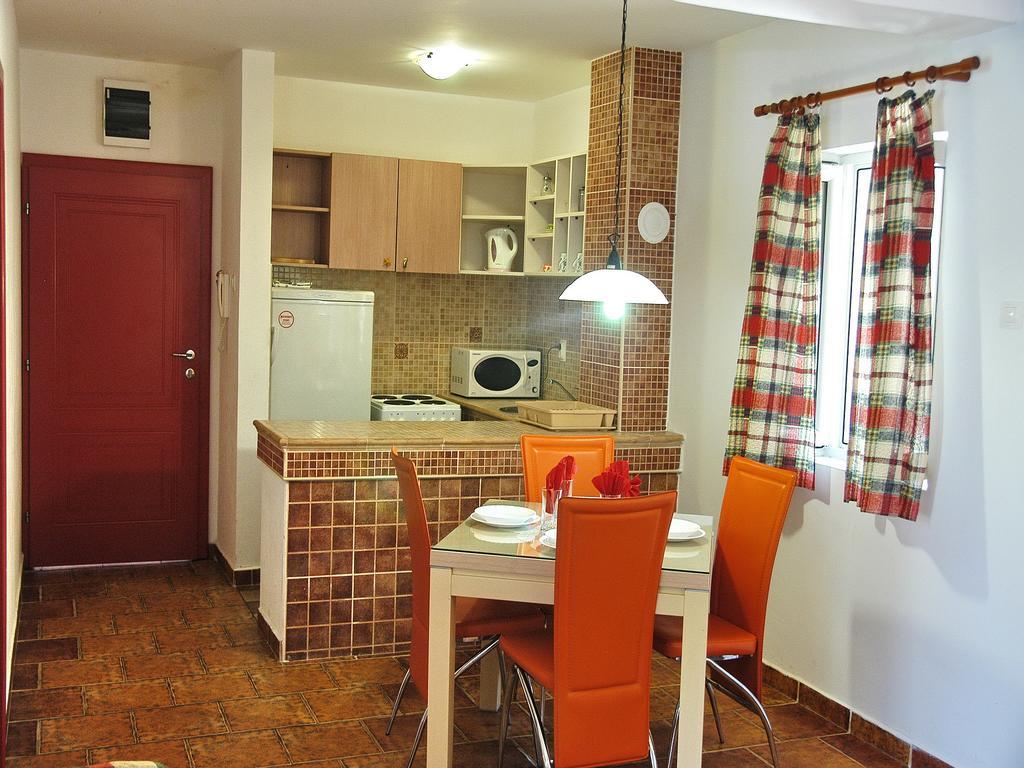 Apartments Maris Petrovac Kamer foto