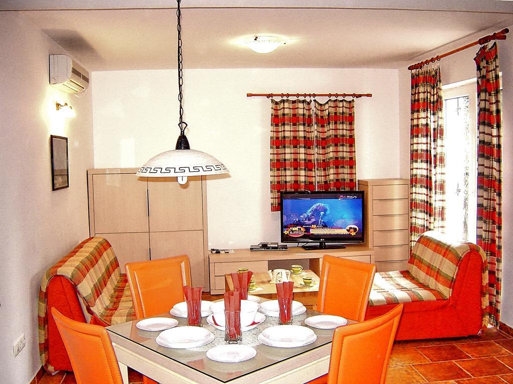 Apartments Maris Petrovac Kamer foto